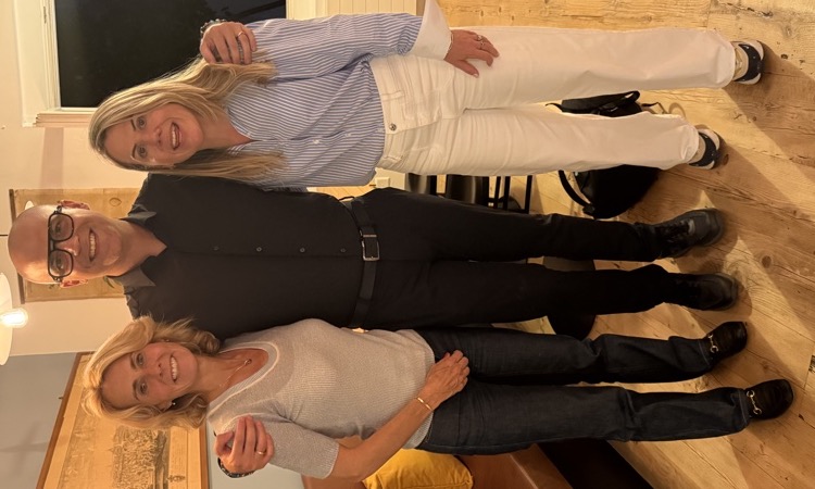 Con Gillian e Laura, giudici di AI for Impact, alla cena di premiazione